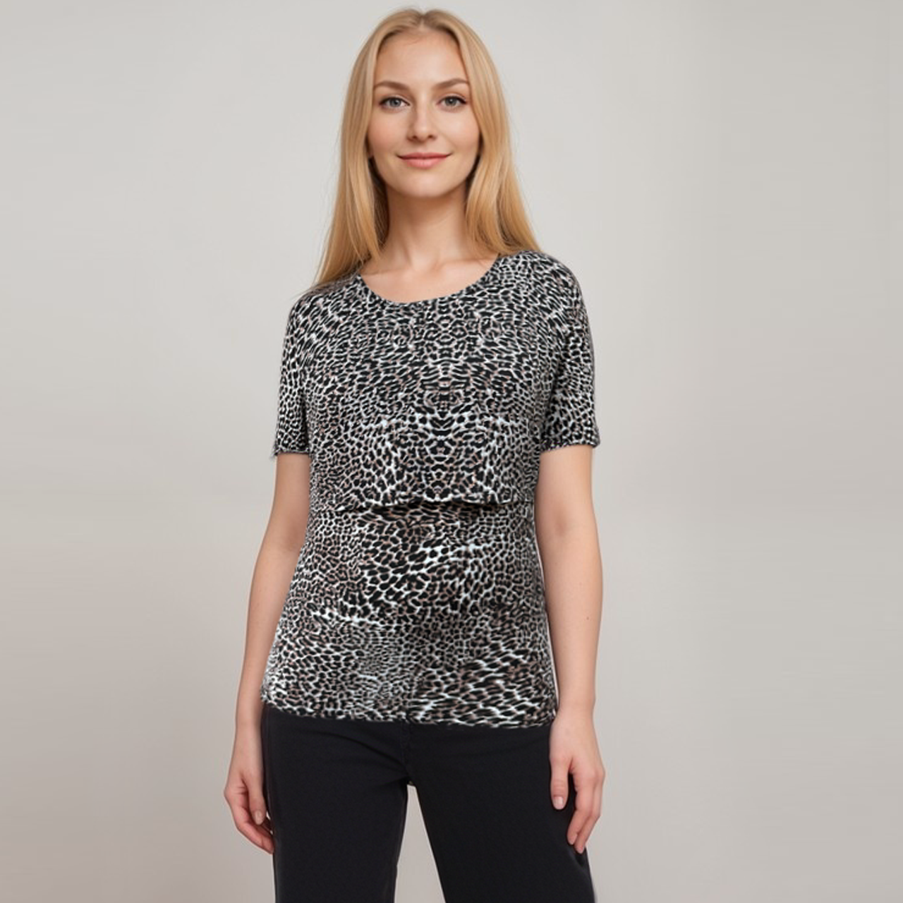 Top de lactancia de manga corta con estampado de leopardo