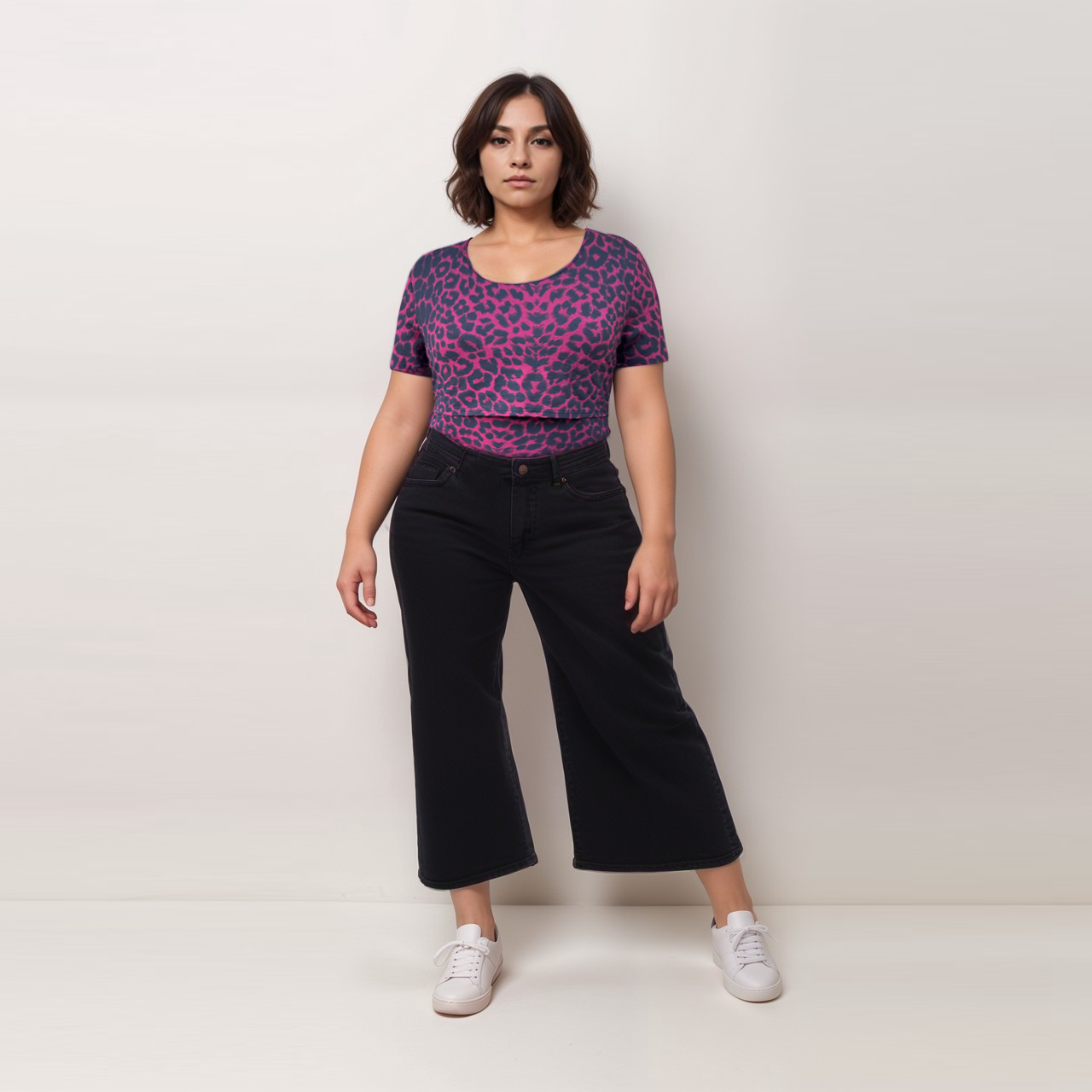 Top de lactancia de manga corta con estampado de leopardo rojo