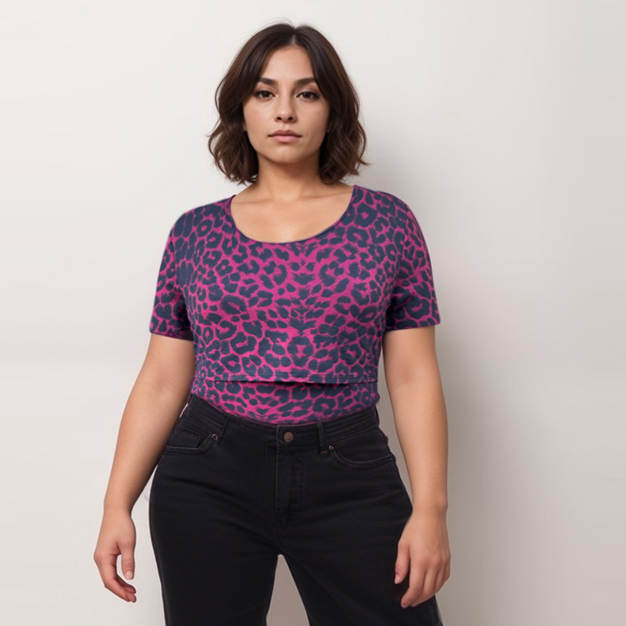 Top de lactancia de manga corta con estampado de leopardo rojo